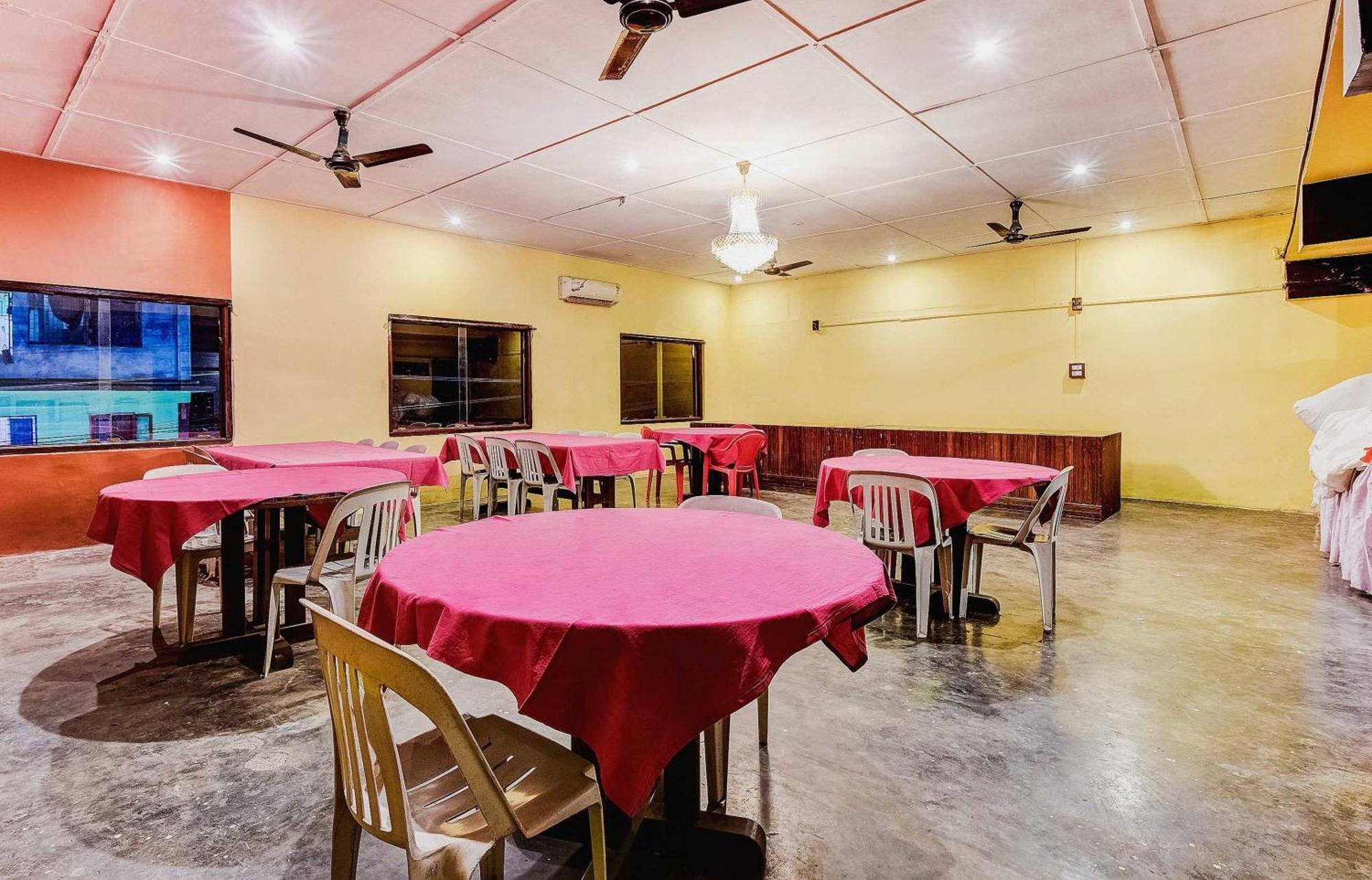 Spot On Durba 2 Hotel Tezpur Buitenkant foto