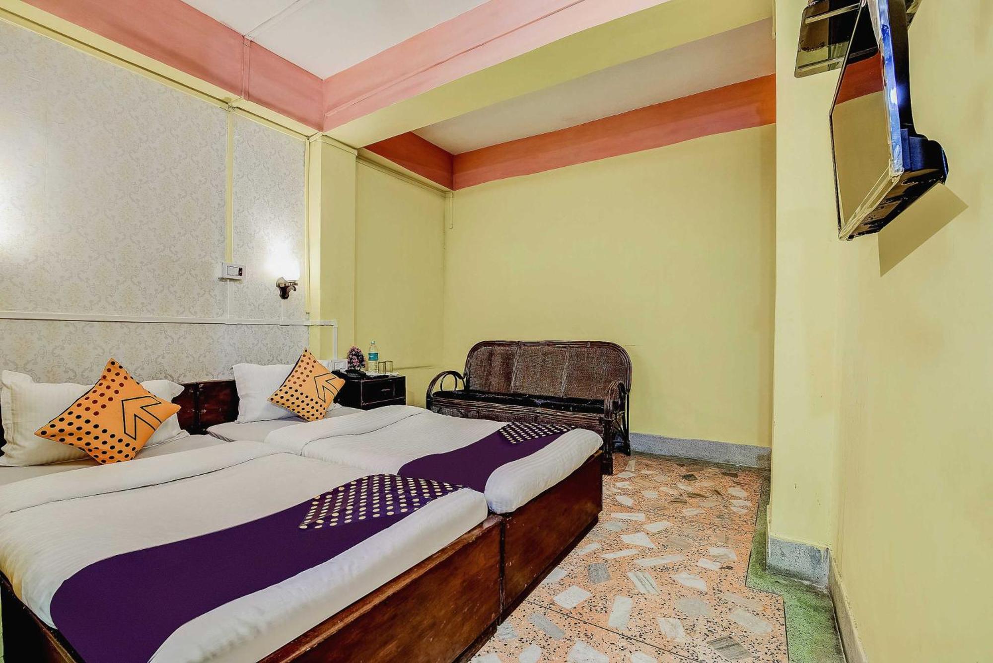 Spot On Durba 2 Hotel Tezpur Buitenkant foto